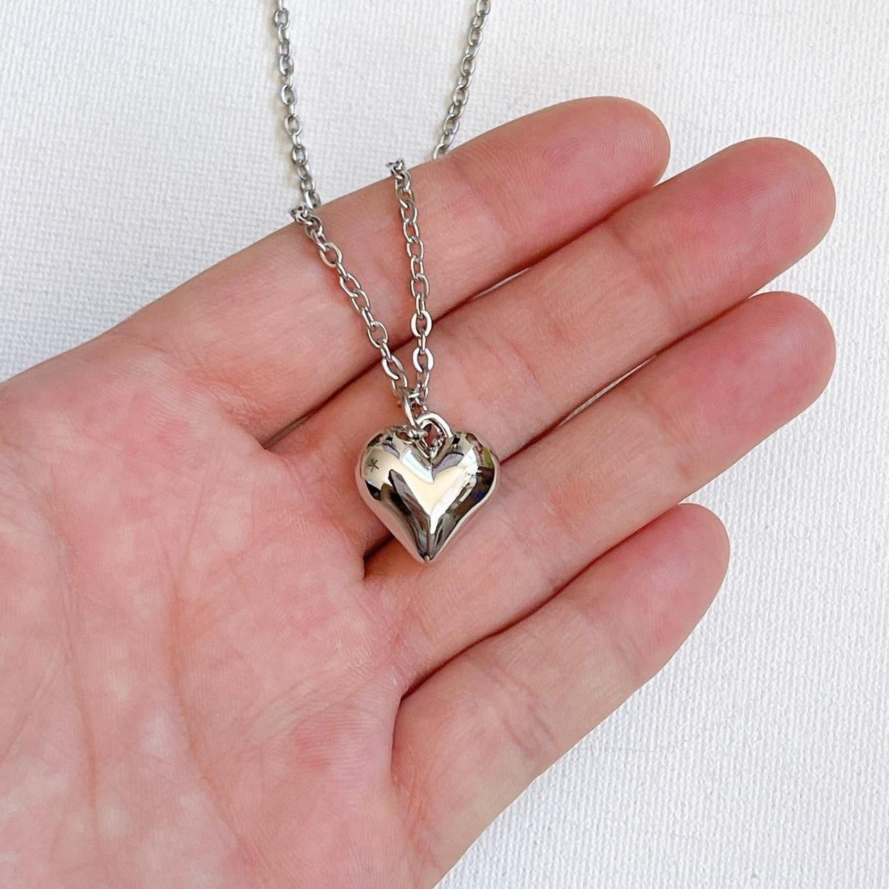 Dainty Silver Heart Necklace