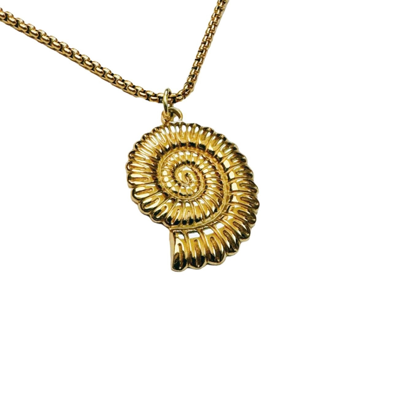 gold large ammonite necklace