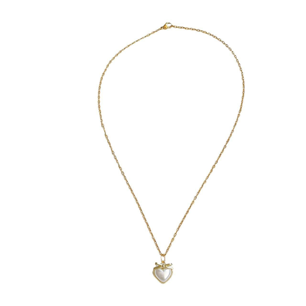 Gold Dainty Pearl Heart Necklace