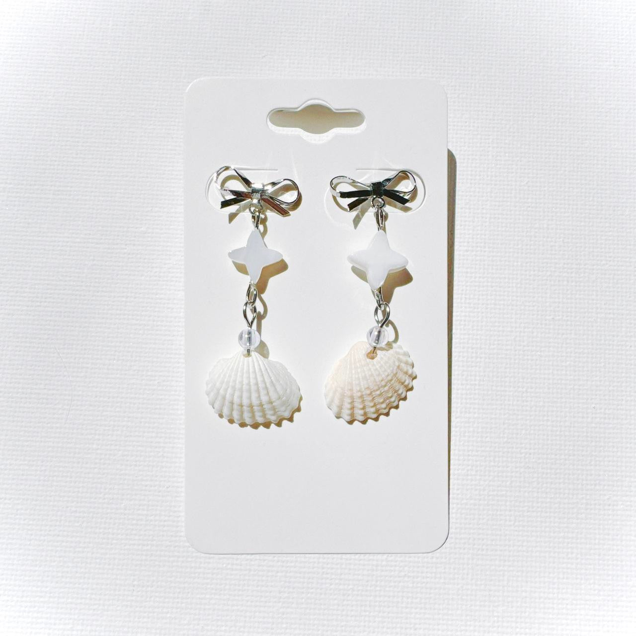 Bow Seashell Earrings