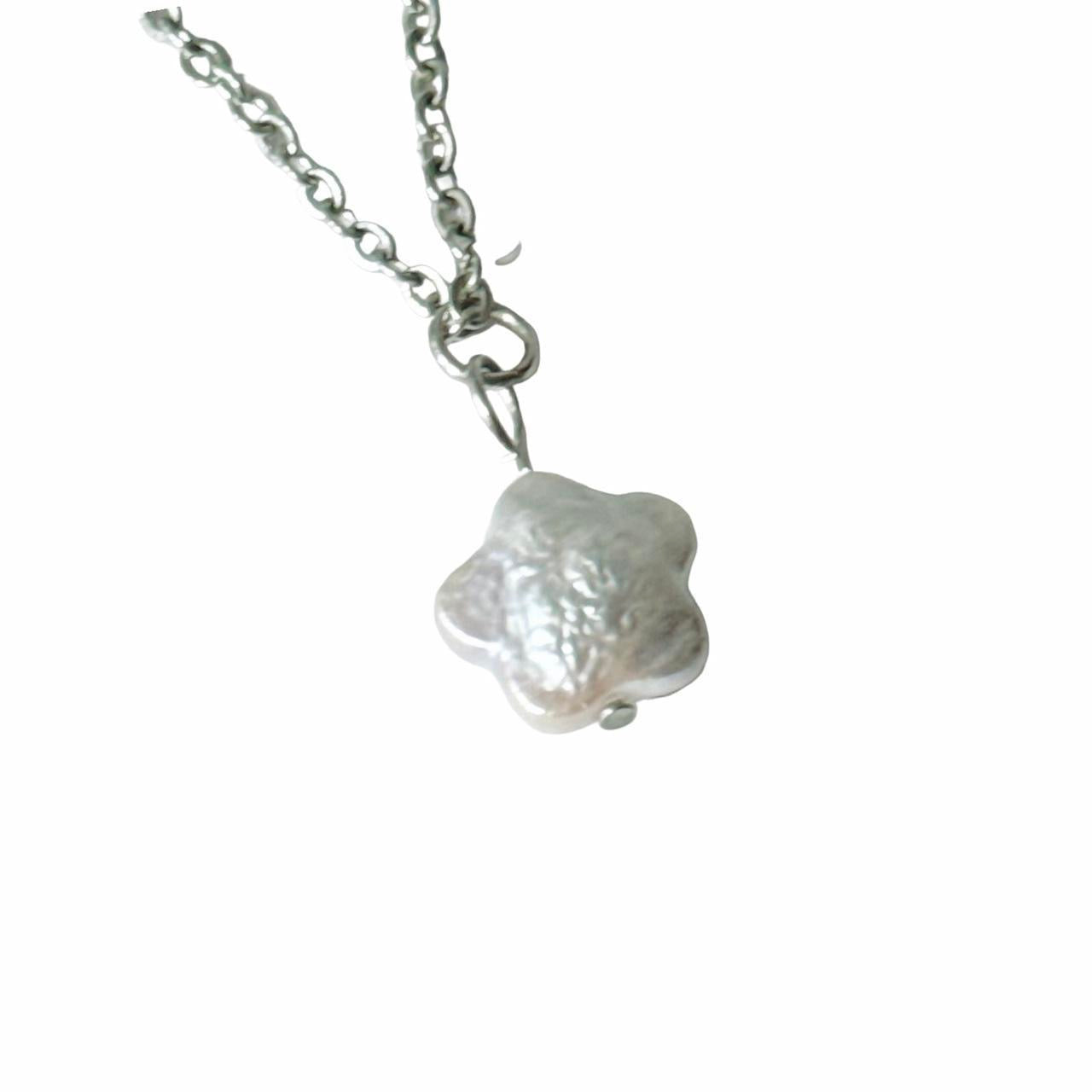 Silver Pearl Flower Necklace