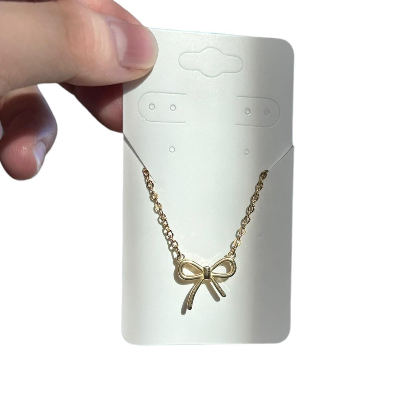 Gold Bow Necklace ౨ৎ