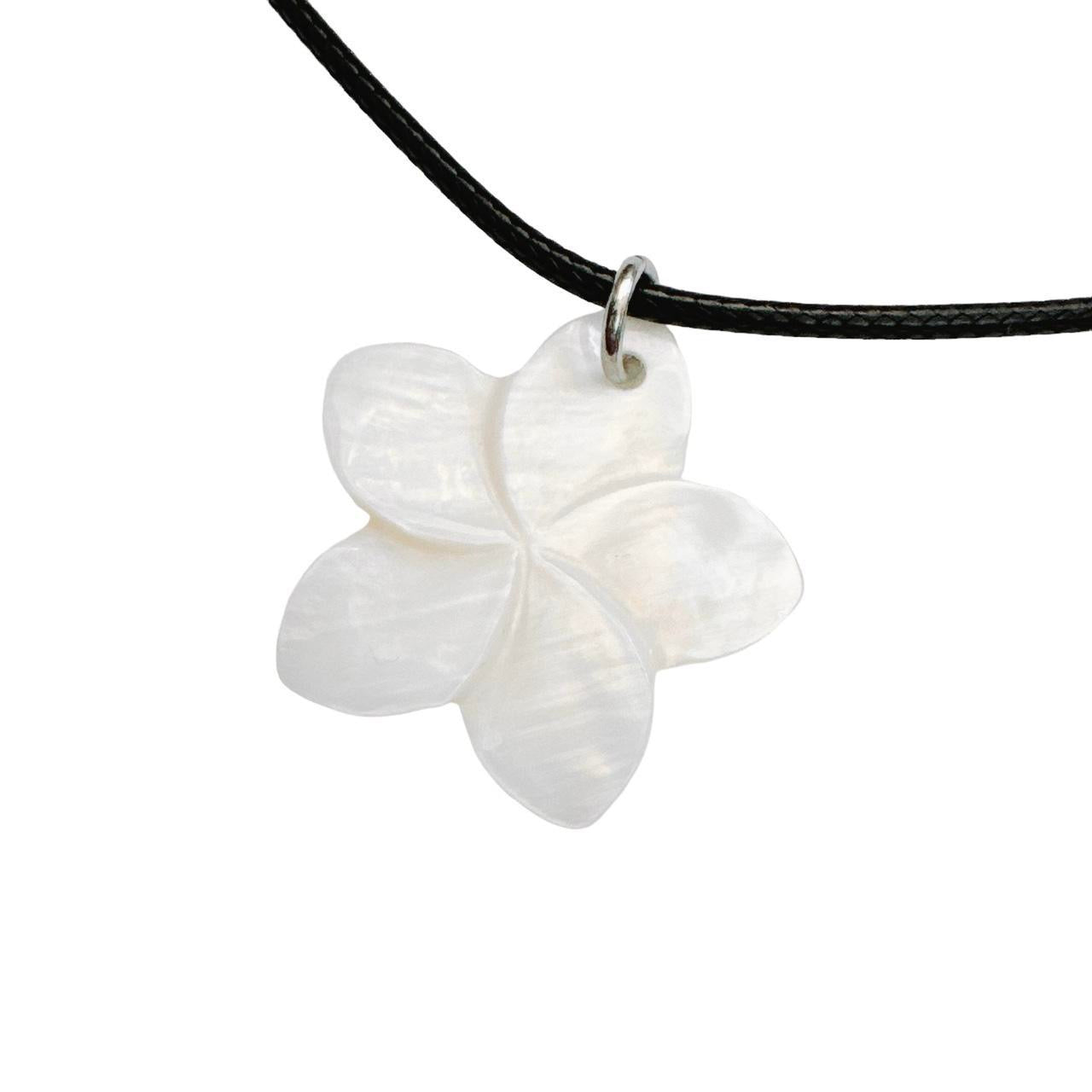 seashell flower cord necklace