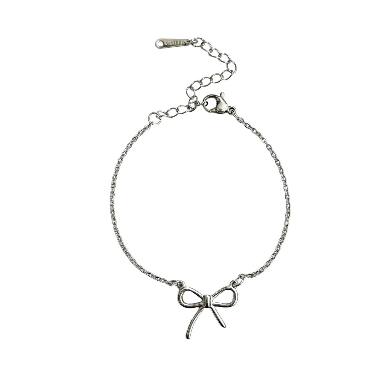 Silver Bow Bracelet ౨ৎ