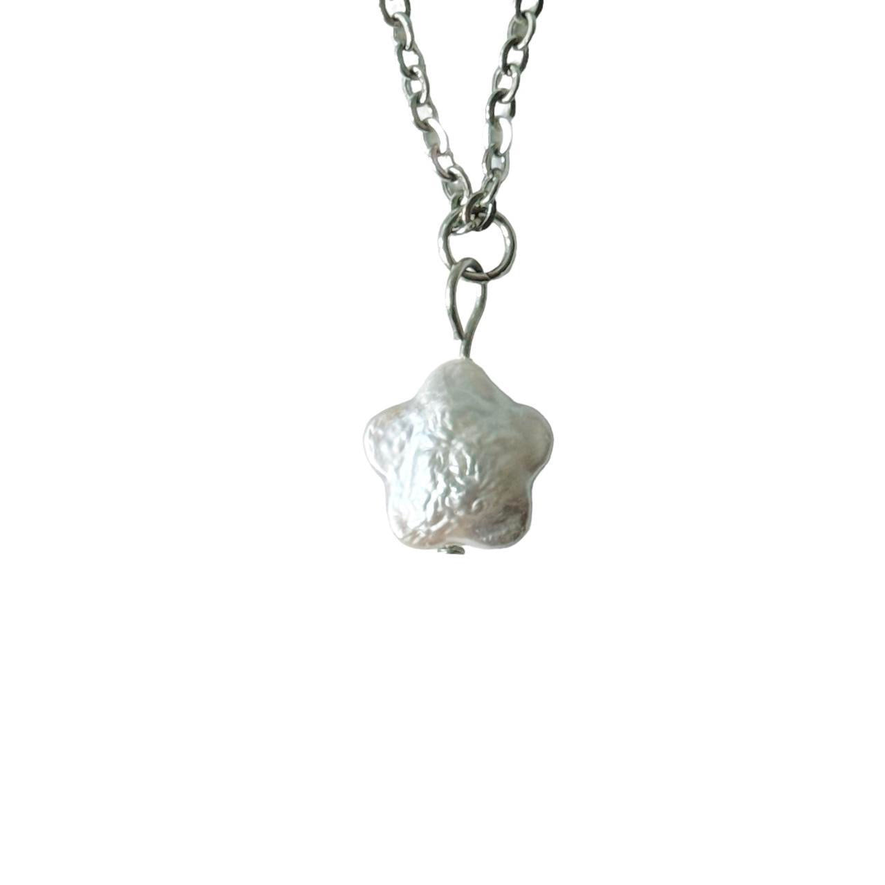 Silver Pearl Flower Necklace