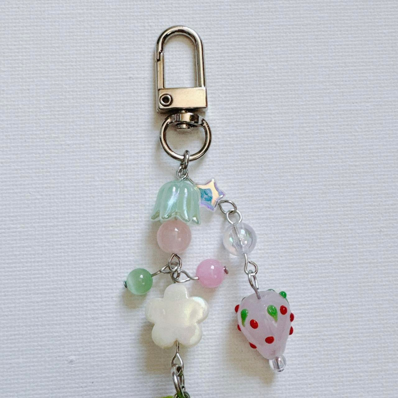 strawberry keychain - flower