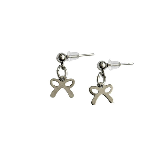 Dainty Silver Bow Earrings ౨ৎ