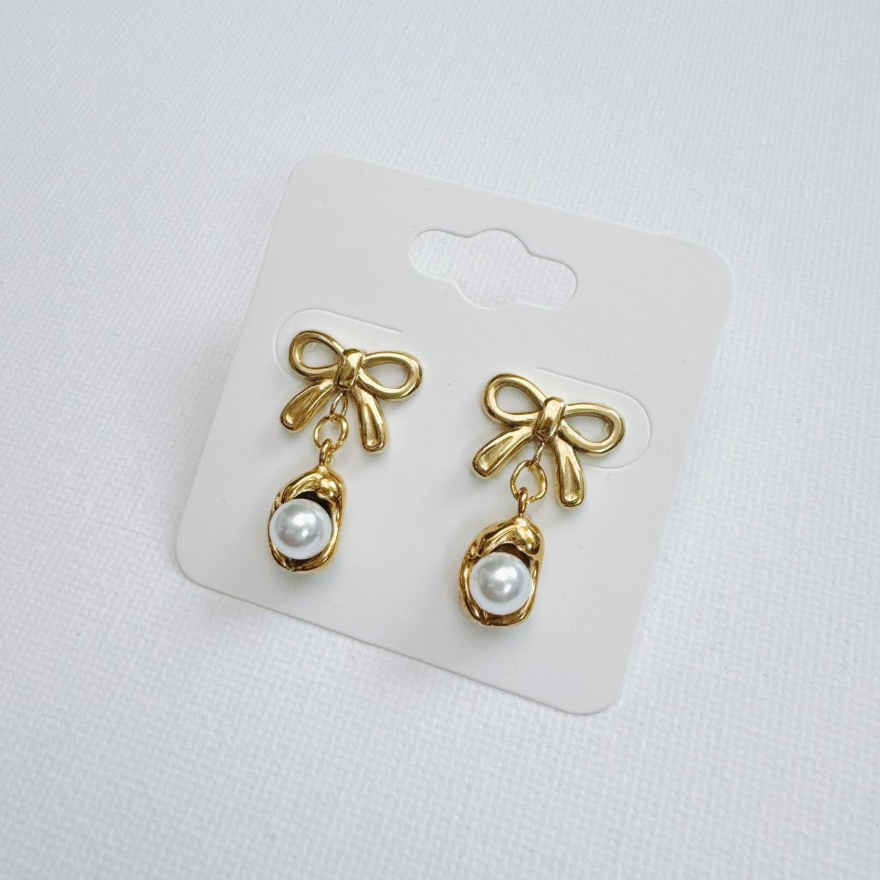 Gold Bow & Pearl Bean Earrings