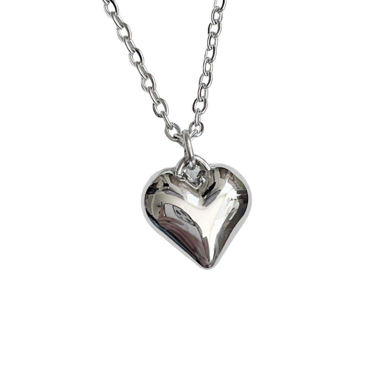 Dainty Silver Heart Necklace