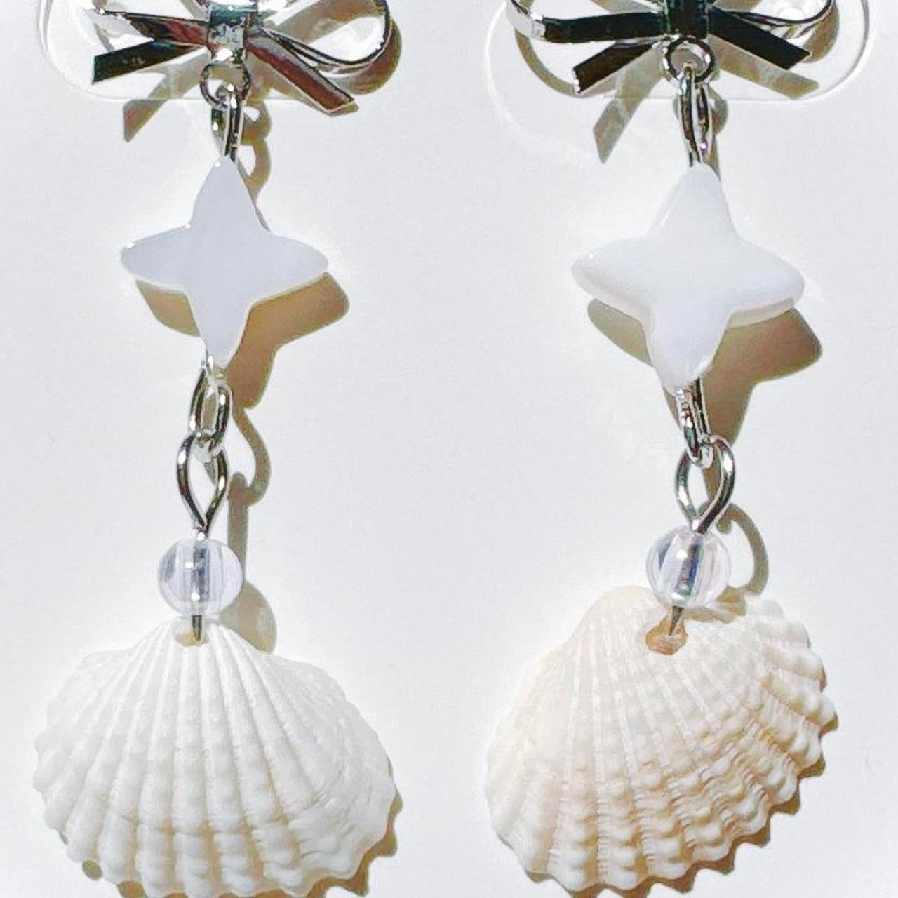 Bow Seashell Earrings