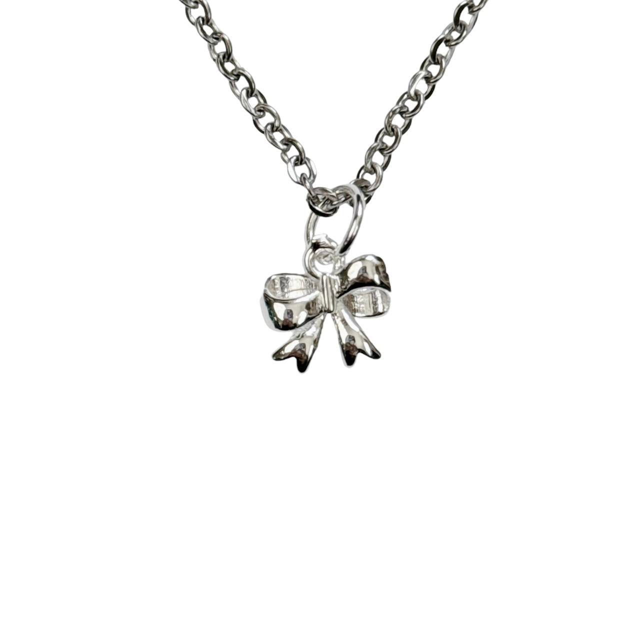 Dainty Silver Bow Necklace