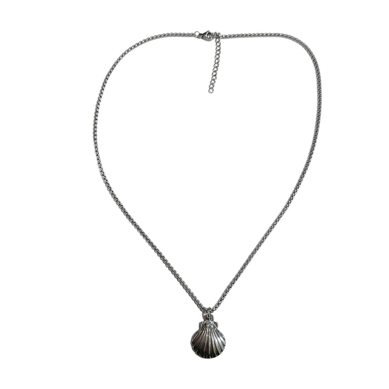 silver shell necklace