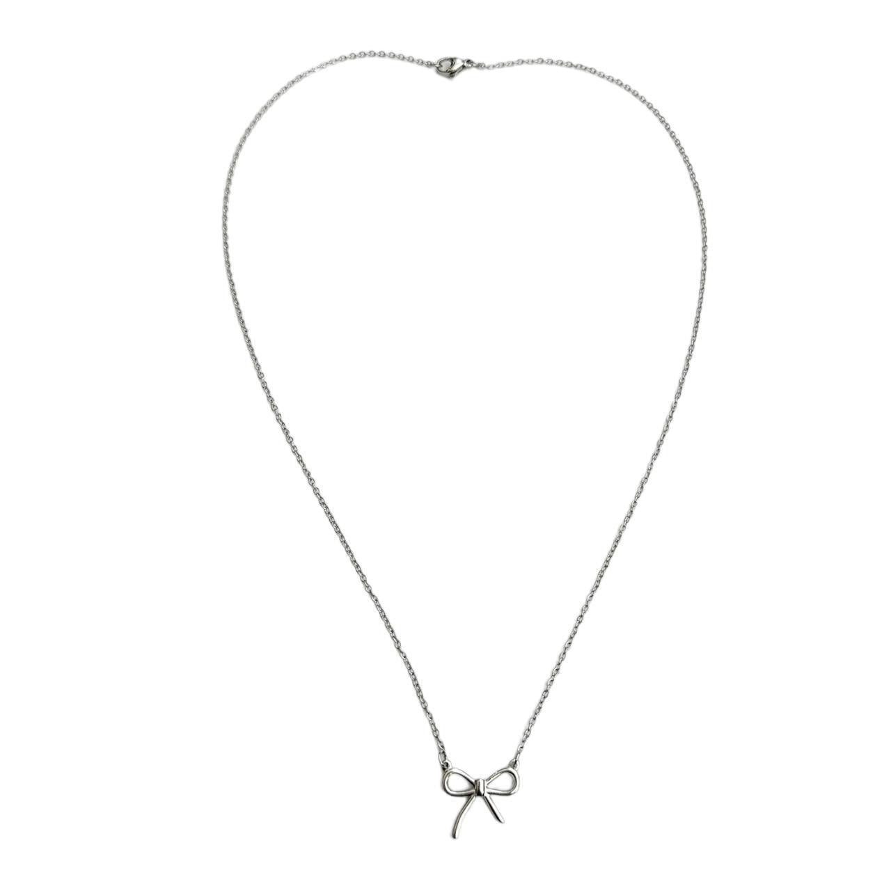 Silver Bow Necklace ౨ৎ