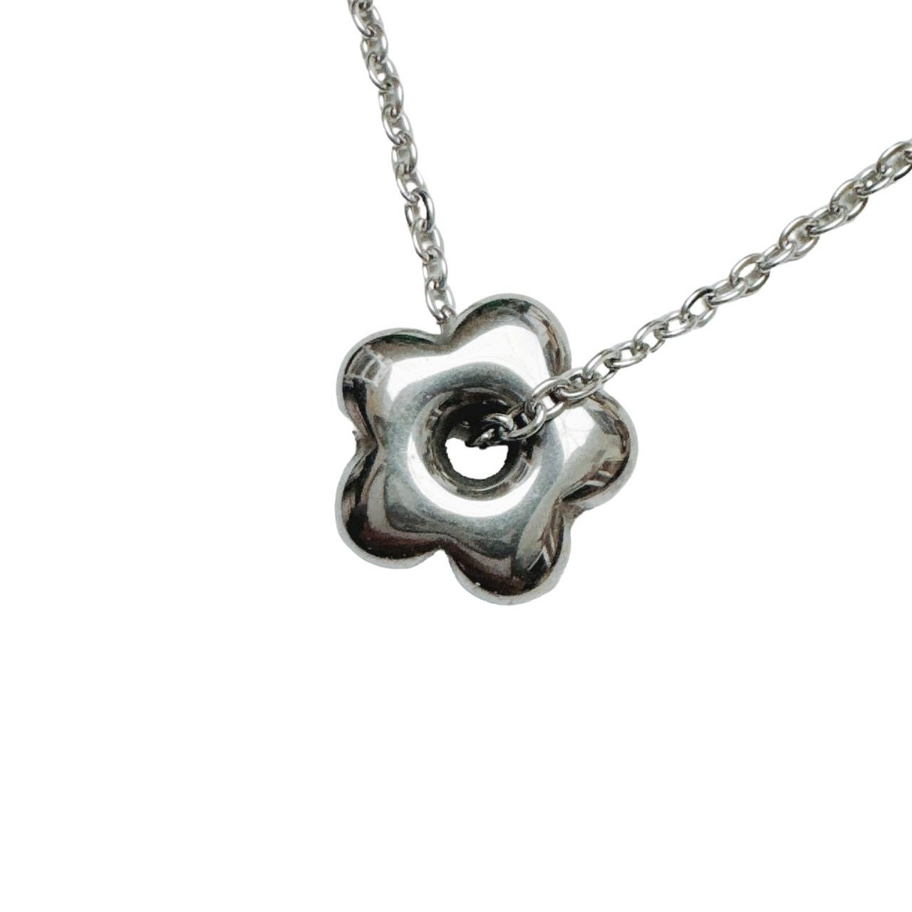 Silver Puffy Flower Necklace