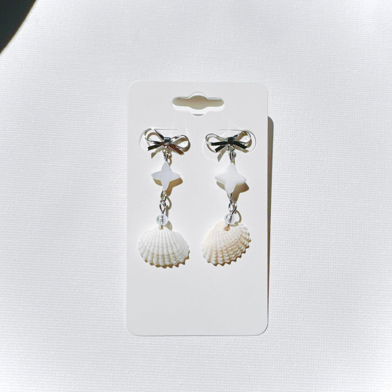 Bow Seashell Earrings