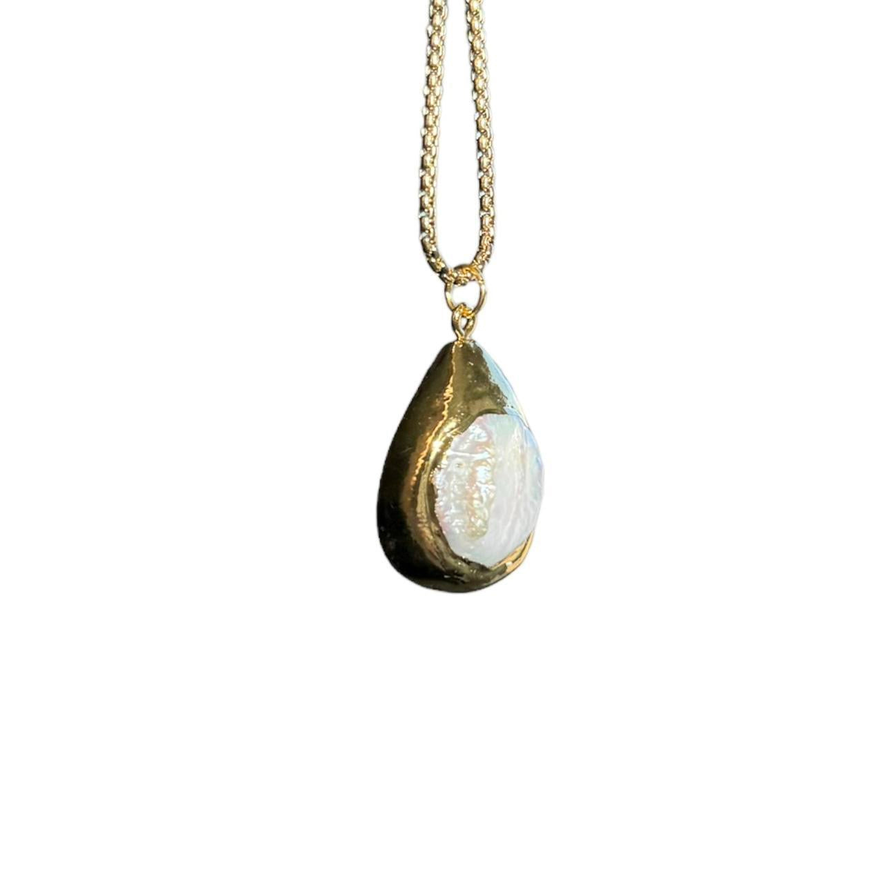 Gold Large Pearl Necklace