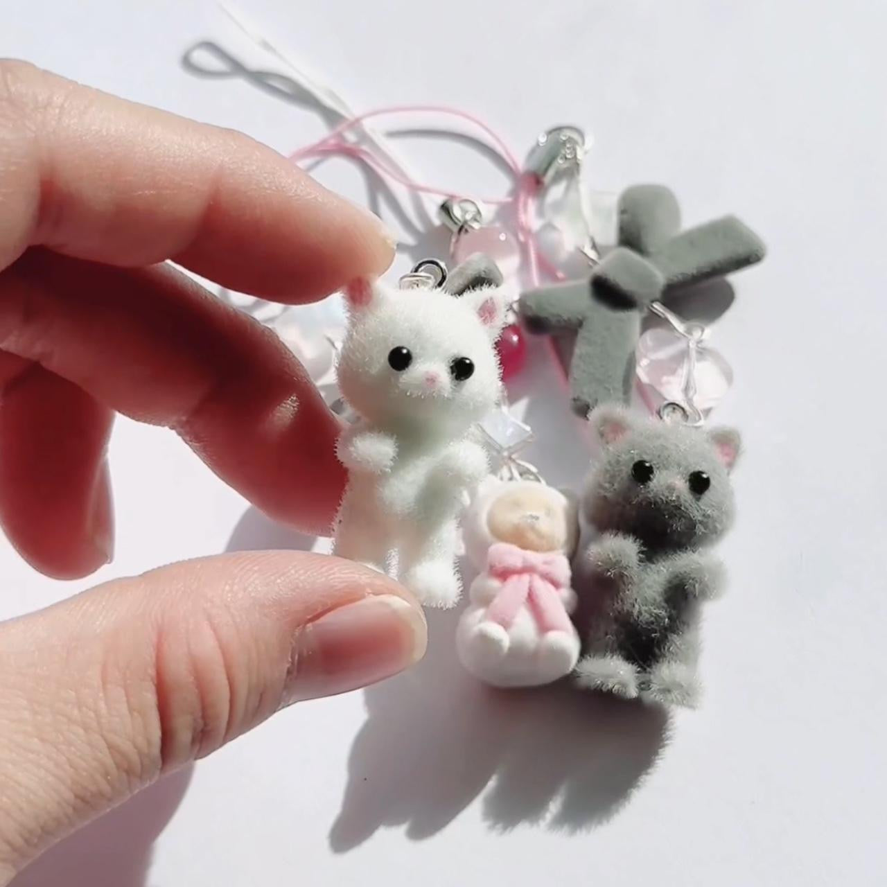 Flocky White Cat Phone Charm