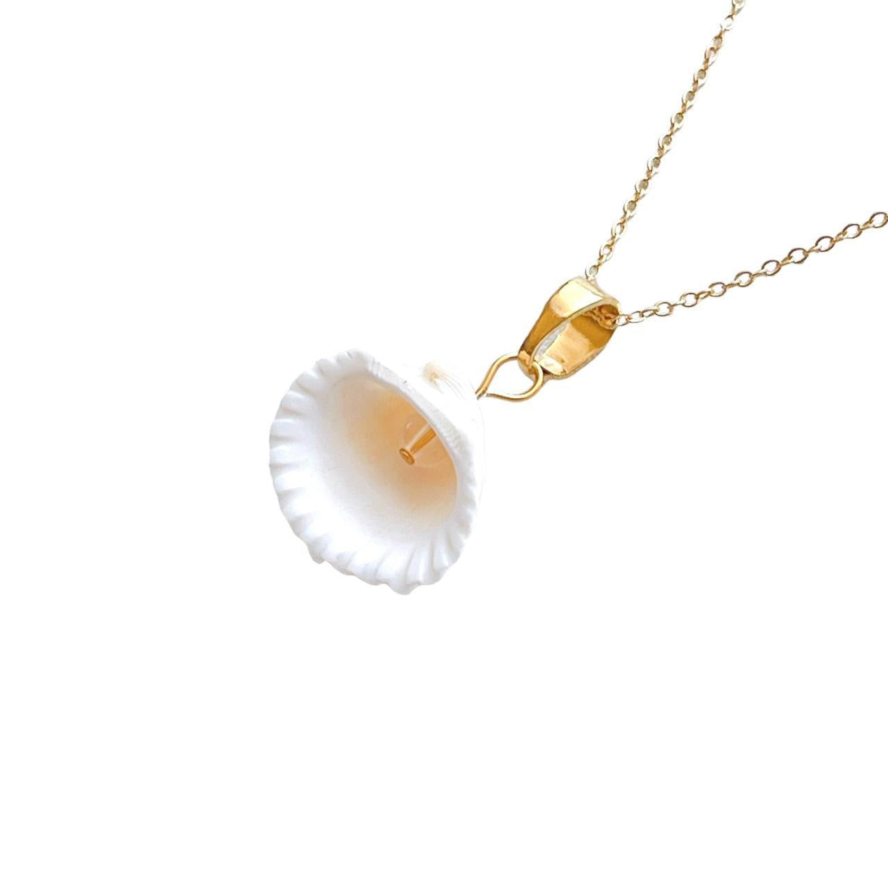 Gold Shell Necklace