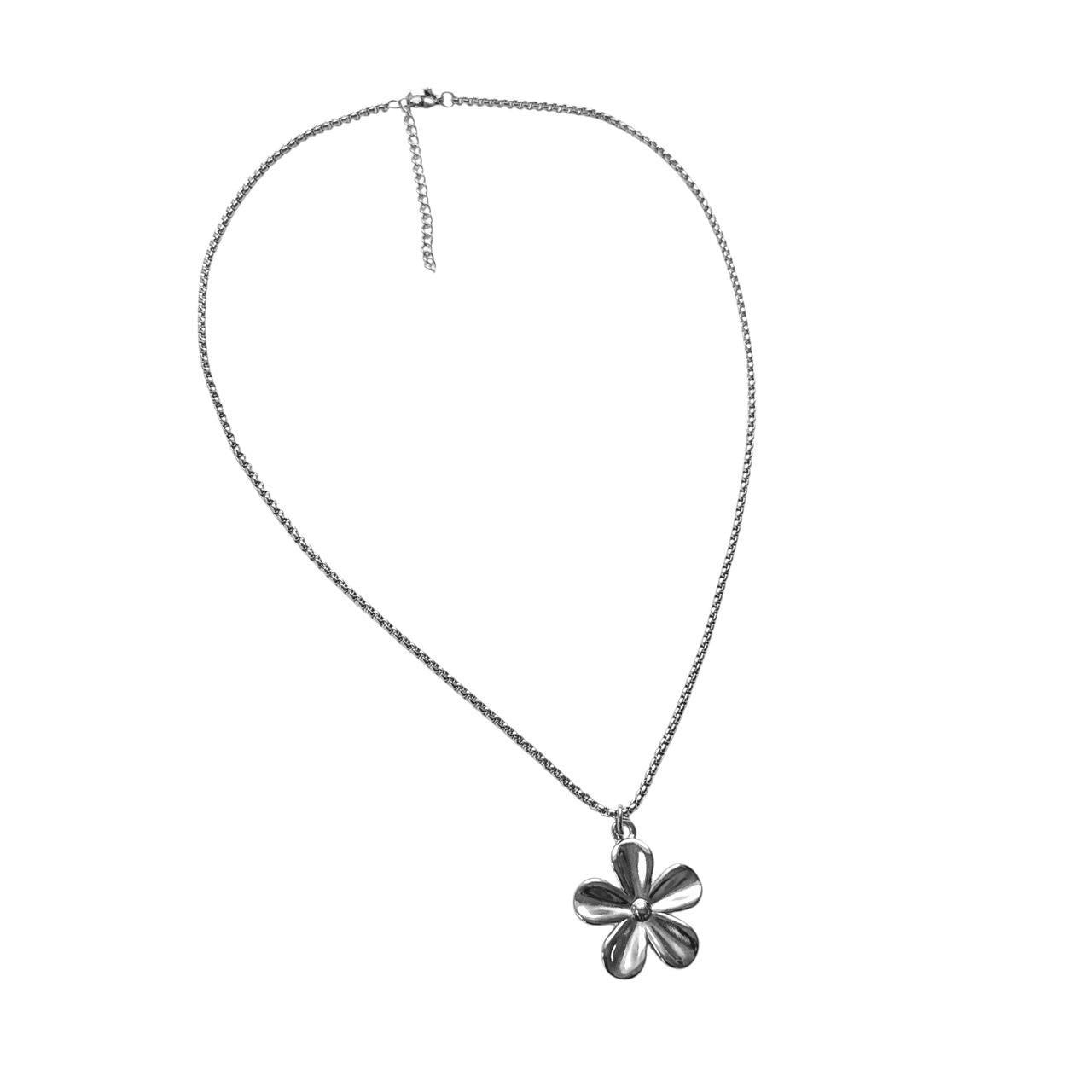 silver flower necklace