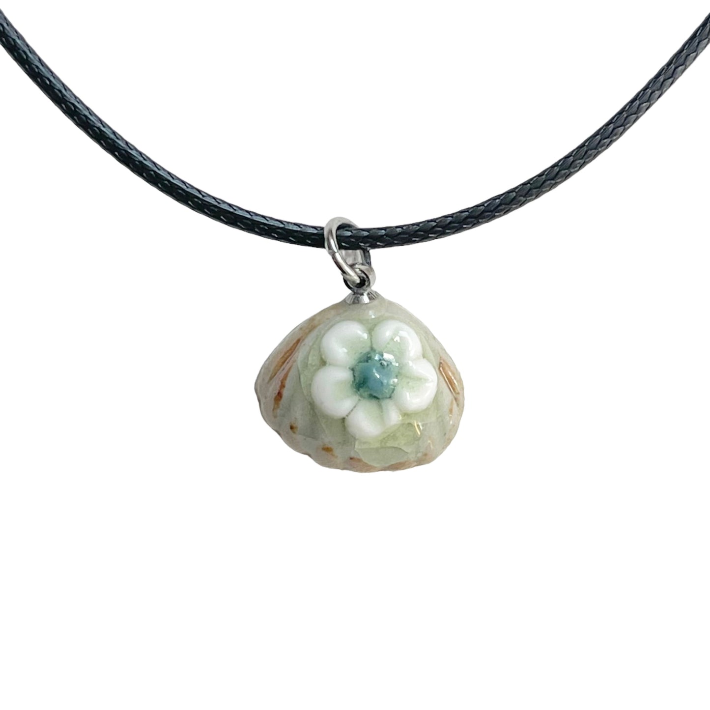 Ceramic Shell Flower Necklace