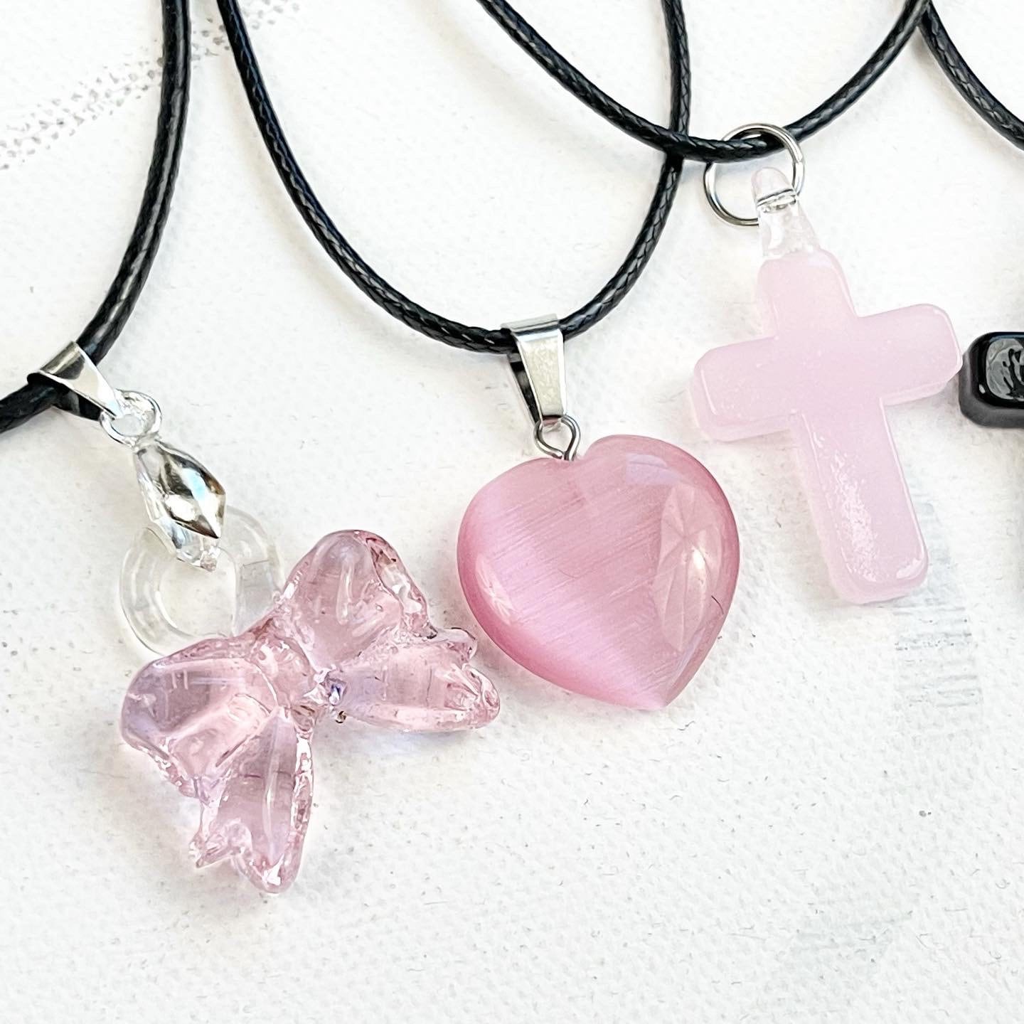 Pink Cats Eye Stone Heart Necklace – SHOP 866