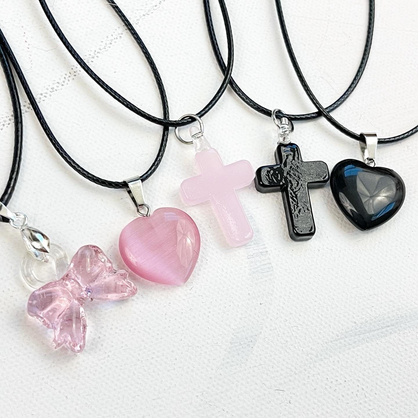 Y2k pink cross necklace | Cute jewelry, Pendant, Jewelry lookbook
