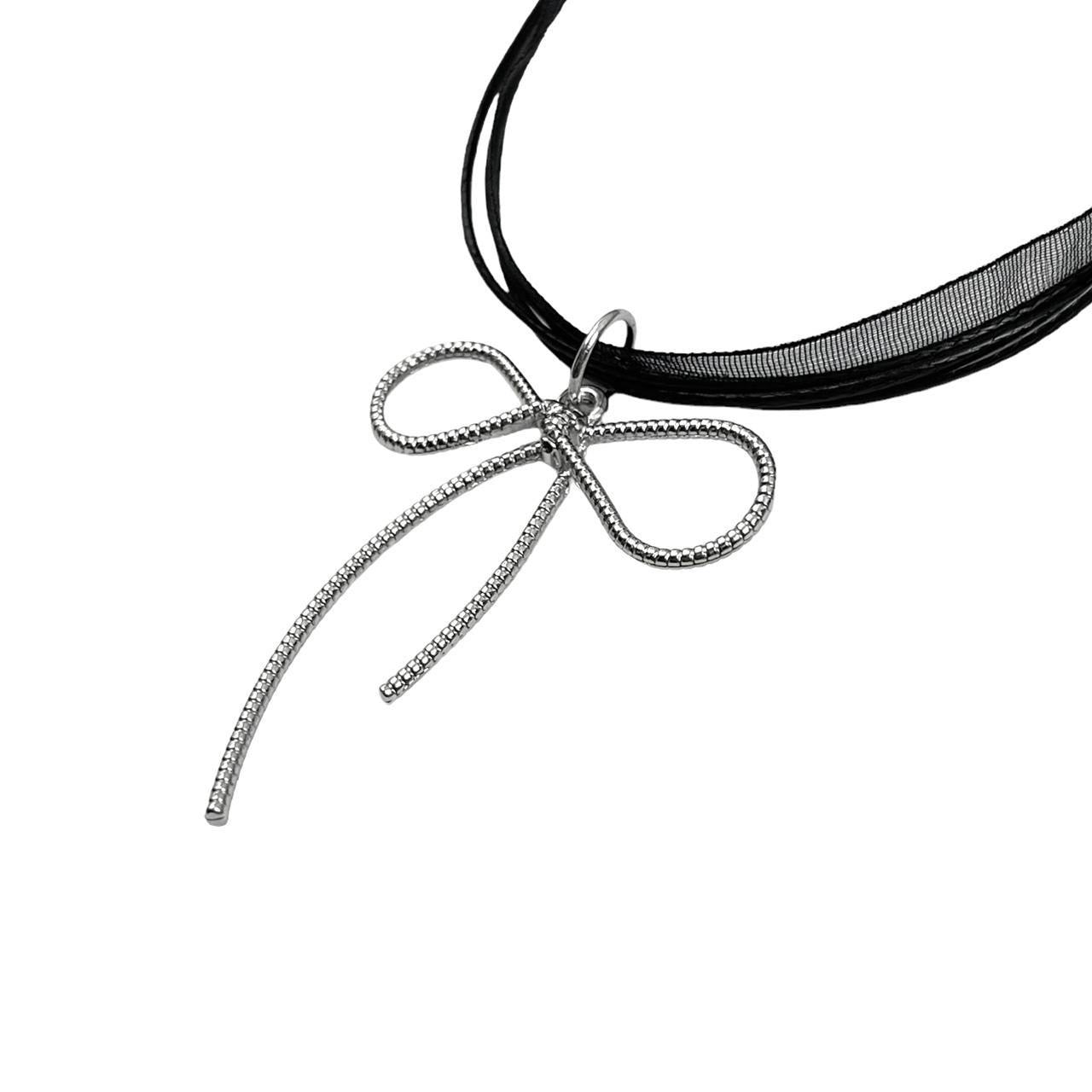 Silver Ribbon Necklace