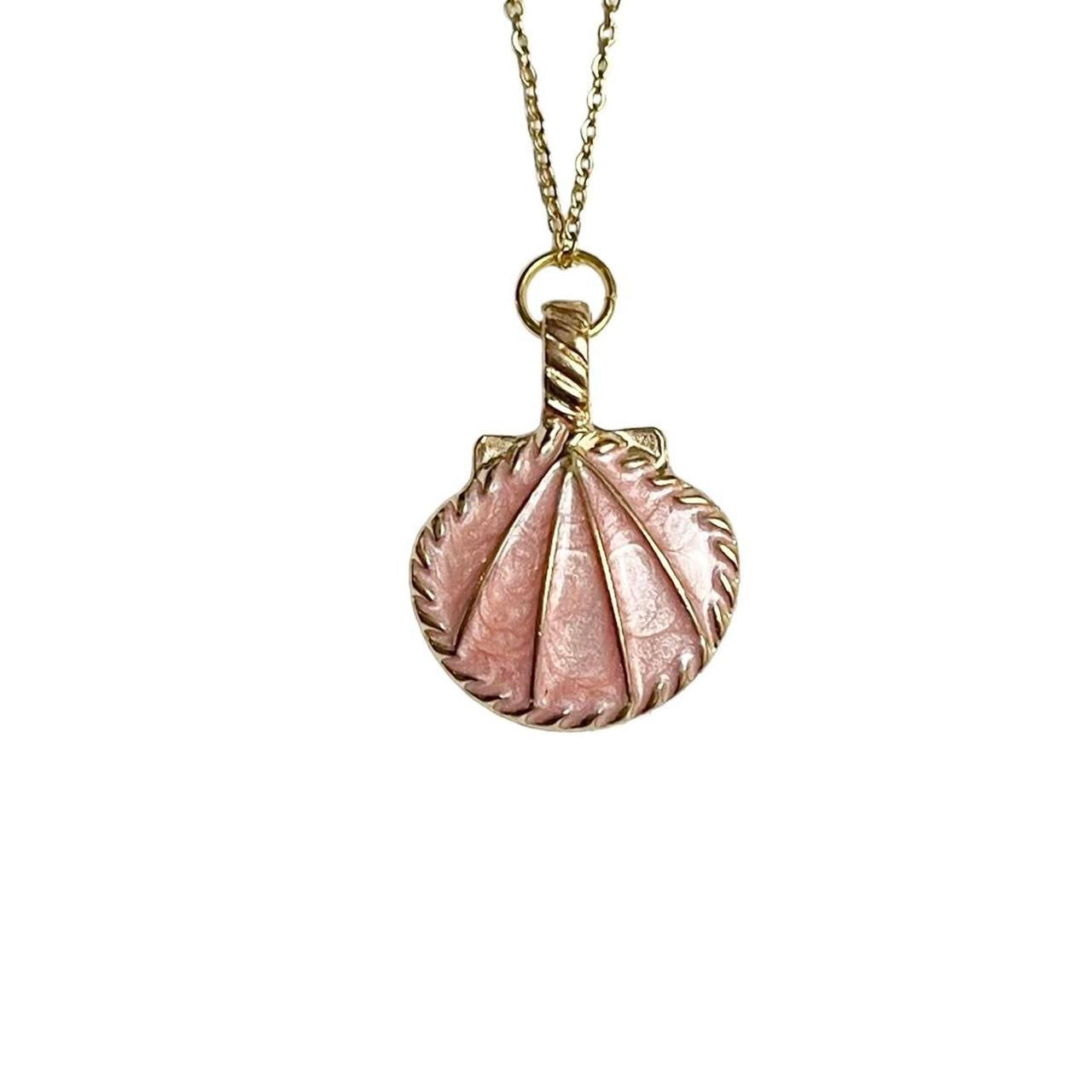 Pink Shell Pendant Necklace