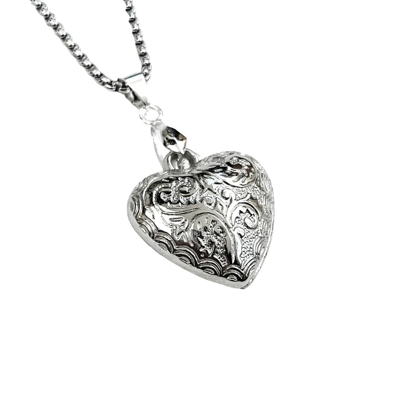 Silver Puffy Lace Heart Necklace