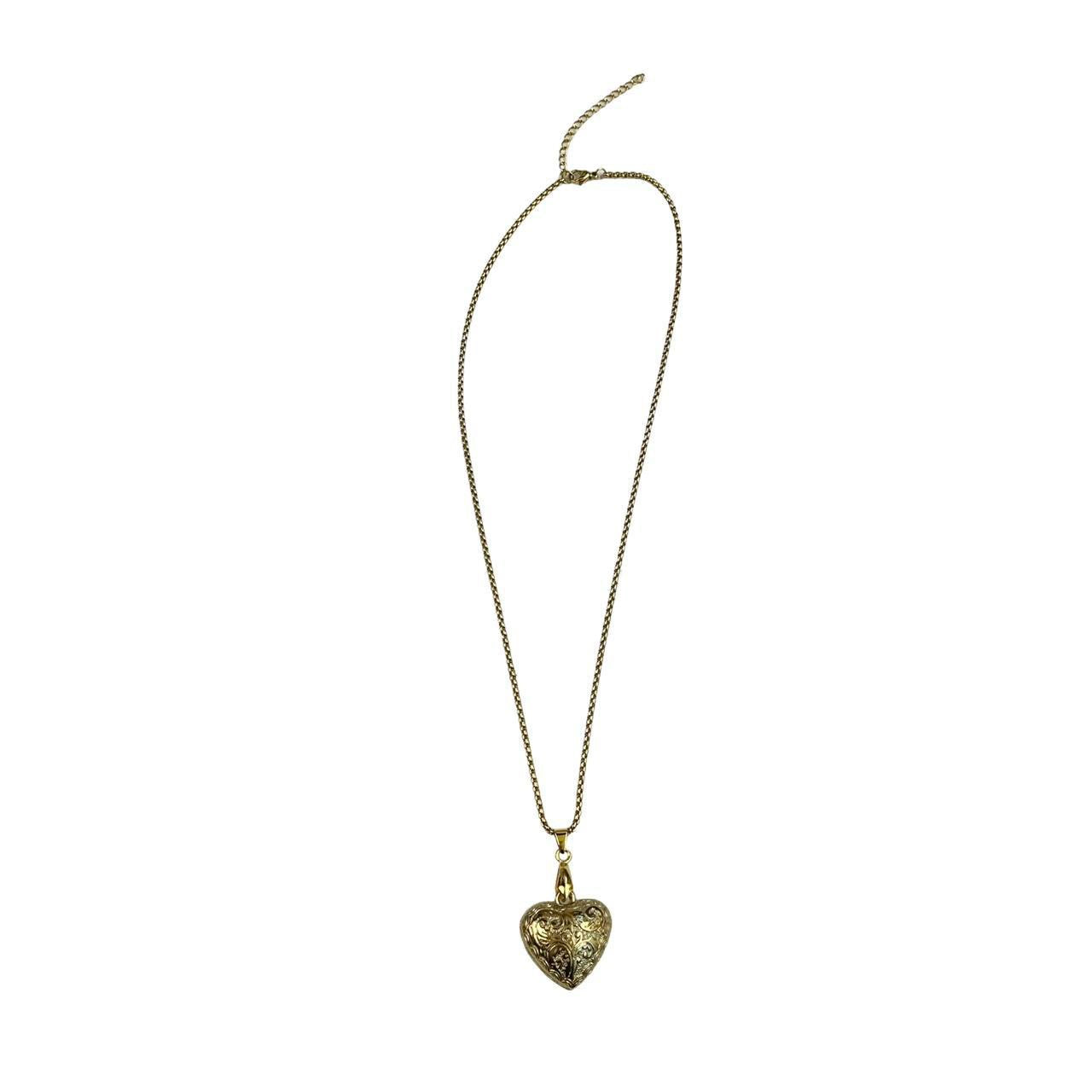 Gold Puffy Lace Heart Necklace